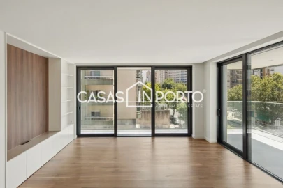 Apartamento T3 para Venda em Mafamude e Vilar do Paraíso