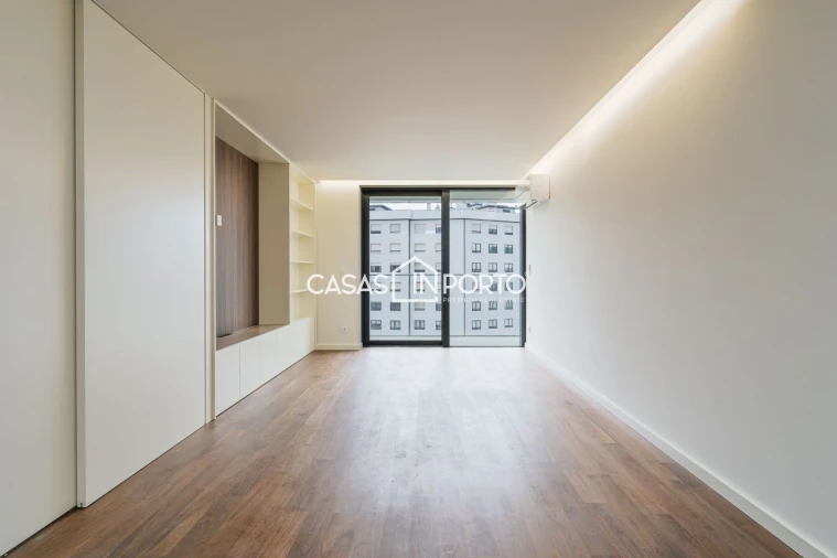 Apartamento T3 para Venda em Mafamude e Vilar do Paraíso Foto 3