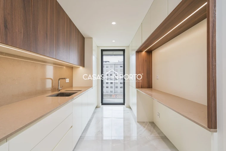 Apartamento T3 para Venda em Mafamude e Vilar do Paraíso Foto 8