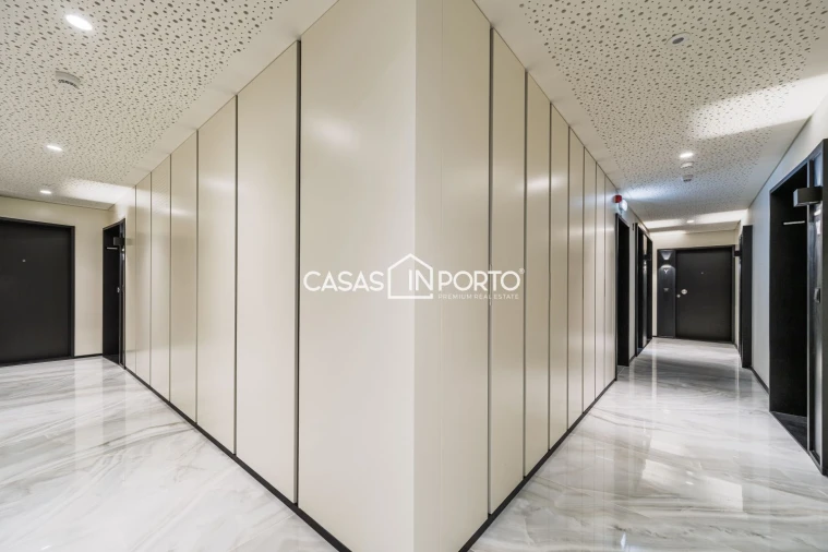 Apartamento T3 para Venda em Mafamude e Vilar do Paraíso Foto 26