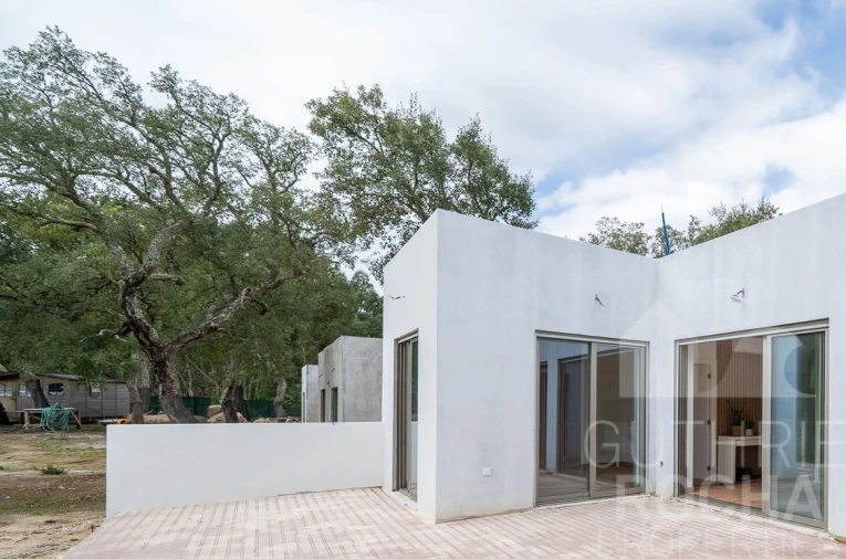 Moradia T1 para Venda em Monchique Foto 6