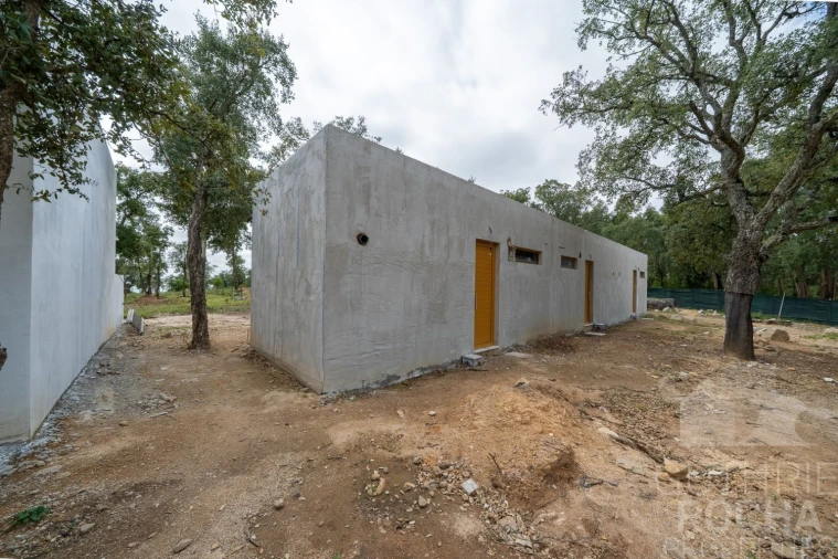 Moradia T1 para Venda em Monchique Foto 8