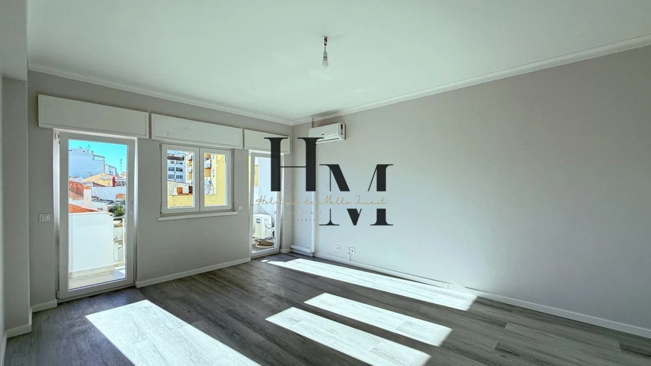 Apartamento T3 para Venda em Portimão Foto 5