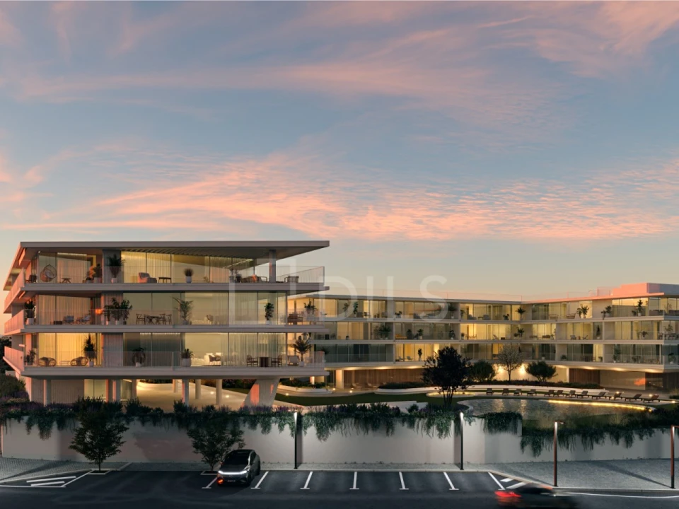 Apartamento T4 para Venda em Quarteira Foto 32