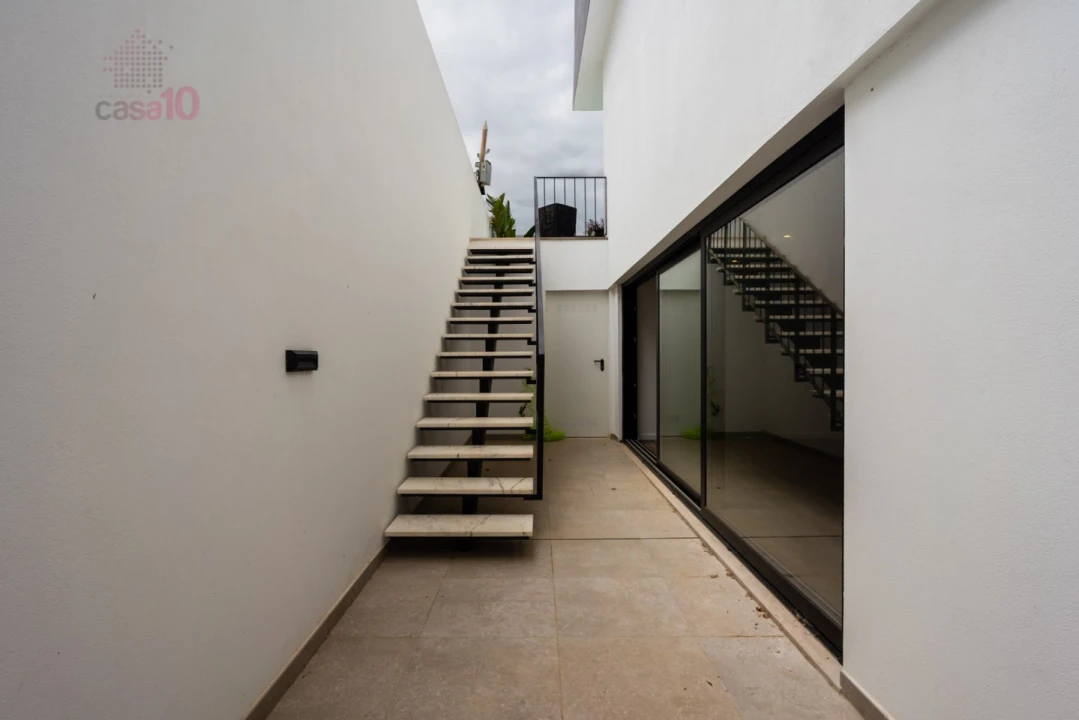 Moradia T4 para Venda em São Francisco Foto 15