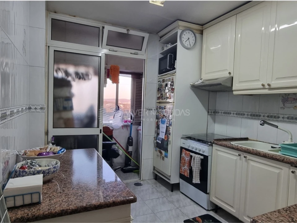 Apartamento T2 para Venda em Cidade da Maia Foto 5