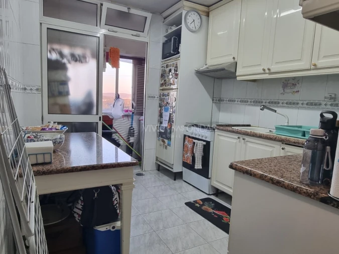 Apartamento T2 para Venda em Cidade da Maia Foto 7