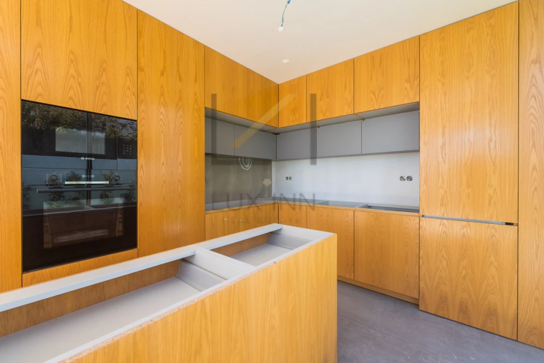 Moradia T4 para Venda em São Domingos de Rana Foto 18