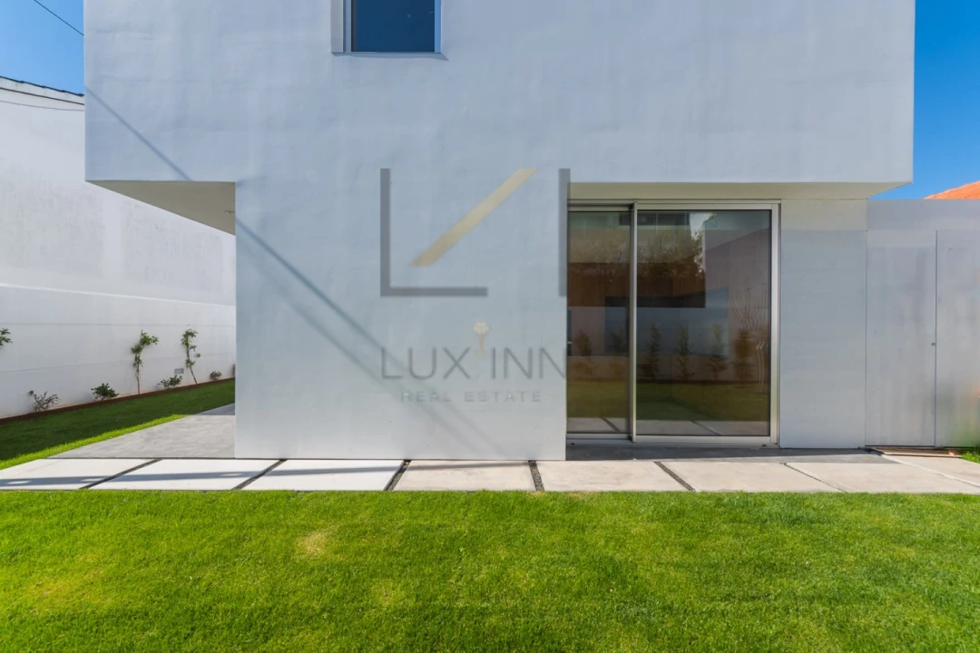 Moradia T4 para Venda em São Domingos de Rana Foto 23