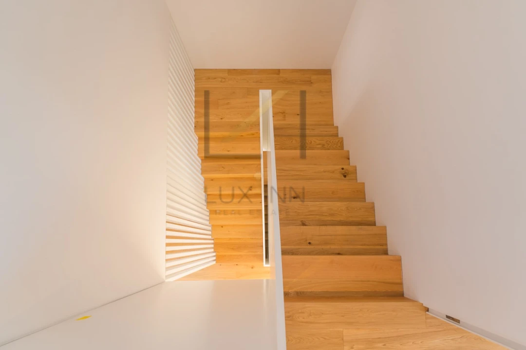 Moradia T4 para Venda em São Domingos de Rana Foto 58