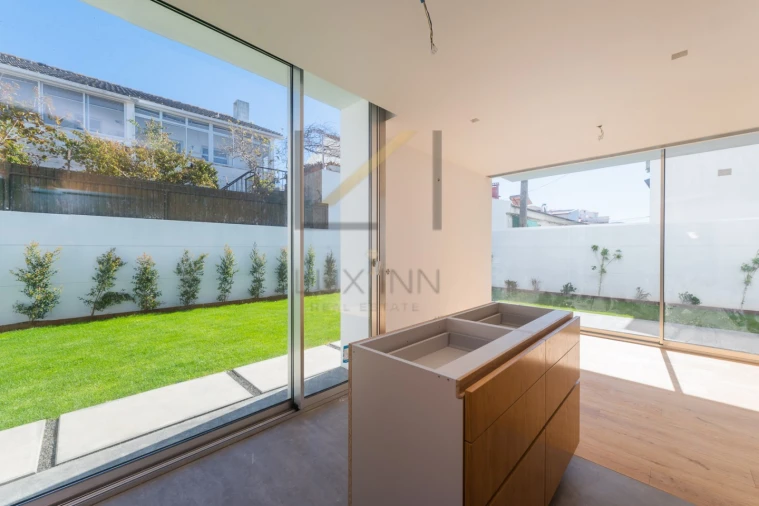 Moradia T4 para Venda em São Domingos de Rana Foto 20