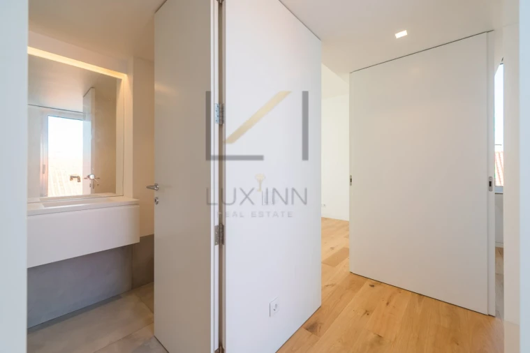 Moradia T4 para Venda em São Domingos de Rana Foto 33