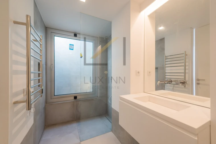 Moradia T4 para Venda em São Domingos de Rana Foto 34