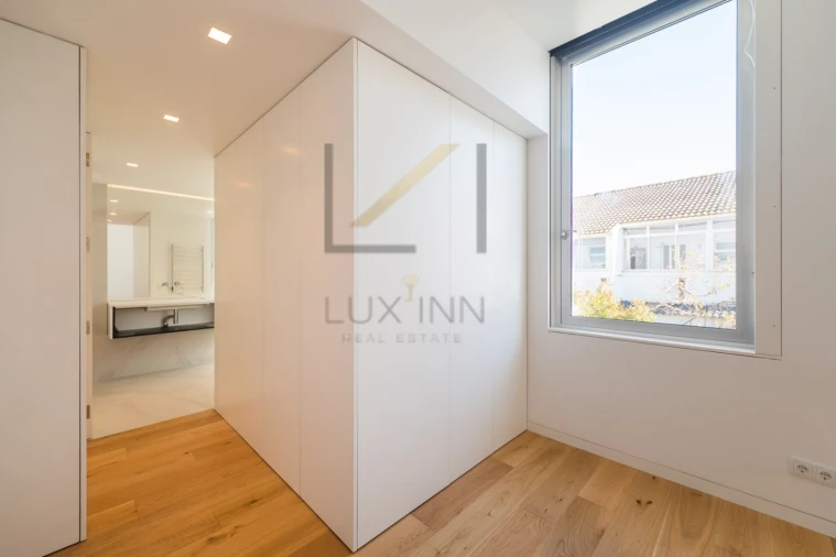 Moradia T4 para Venda em São Domingos de Rana Foto 55