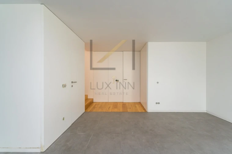 Moradia T4 para Venda em São Domingos de Rana Foto 68