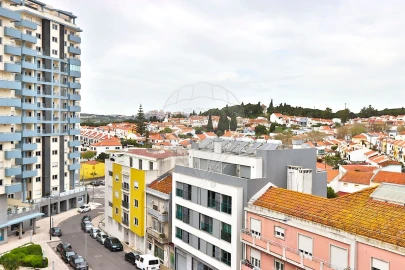 Apartamento T2 para Arrendamento em Ajuda