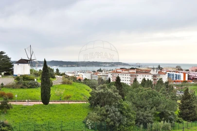 Apartamento T2 para Arrendamento em Ajuda