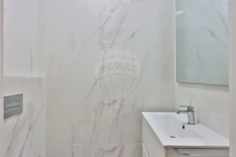 Apartamento T2 para Arrendamento em Ajuda Foto 11