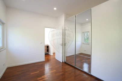 Apartamento T1 para Venda em Ajuda