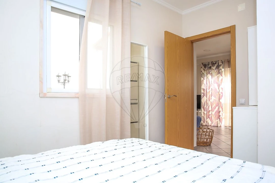 Moradia T5 para Venda em Santo Quintino Foto 37