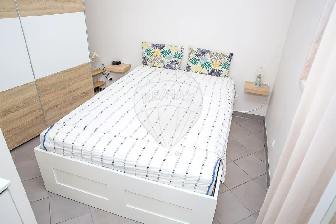 Moradia T5 para Venda em Santo Quintino Foto 36