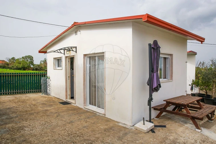 Moradia T5 para Venda em Santo Quintino Foto 32