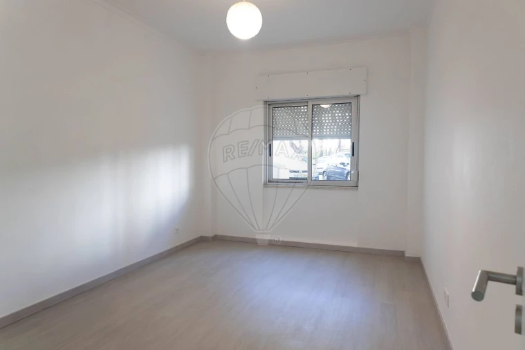 Apartamento T1 para Arrendamento em Oeiras e São Julião da Barra, Paço de Arcos e Caxias Foto 22