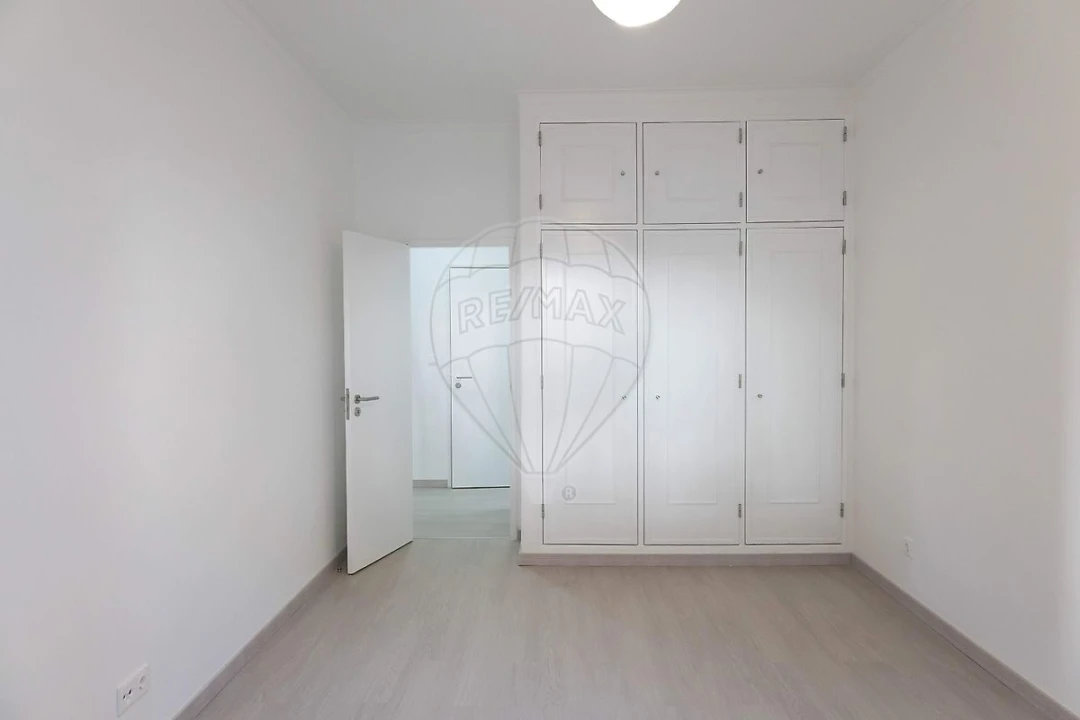 Apartamento T1 para Arrendamento em Oeiras e São Julião da Barra, Paço de Arcos e Caxias Foto 26