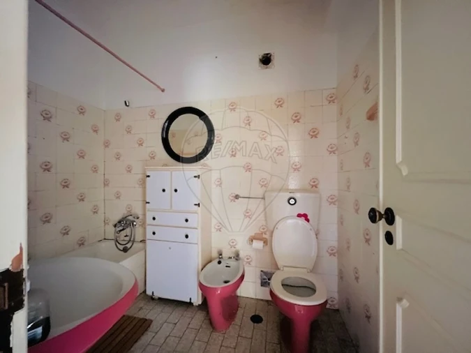 Apartamento T3 para Arrendamento em Póvoa de Santo Adrião e Olival Basto