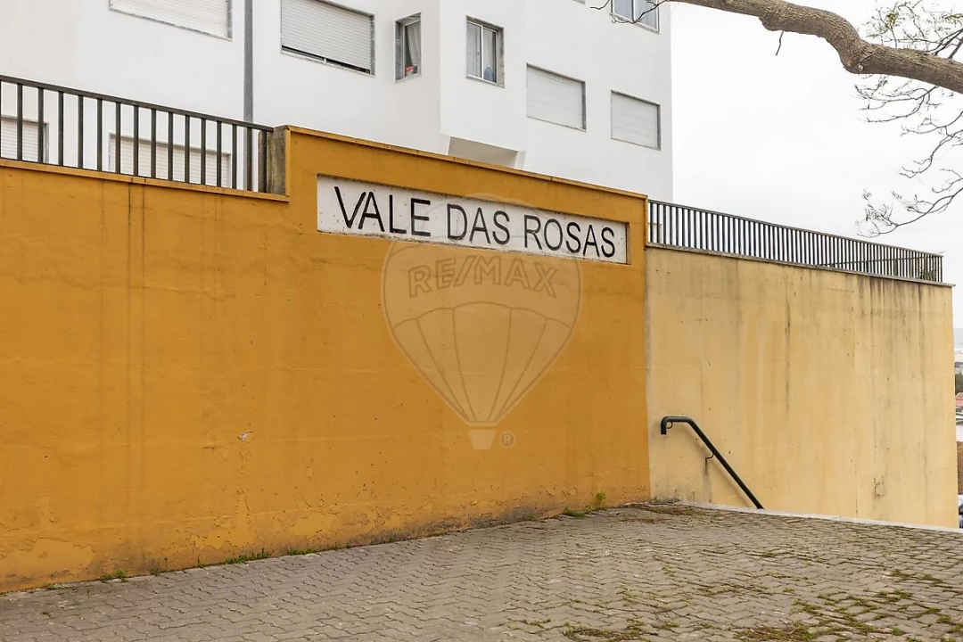 Apartamento T3 para Venda em Loures Foto 28