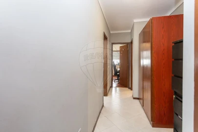 Apartamento T3 para Venda em Loures