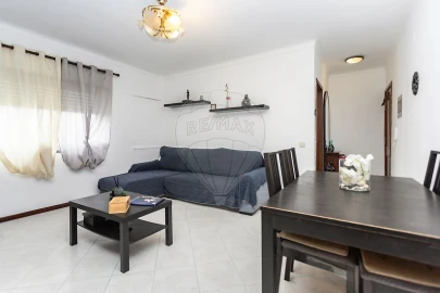 Apartamento T3 para Venda em Loures