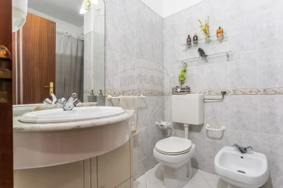 Apartamento T3 para Venda em Loures