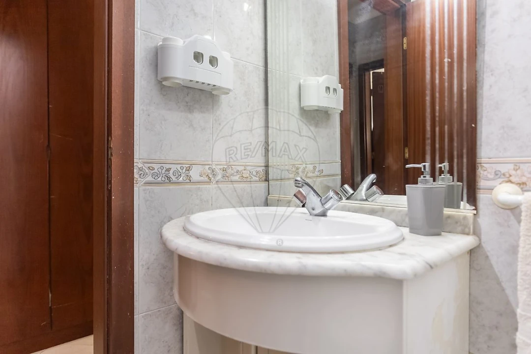 Apartamento T3 para Venda em Loures Foto 15