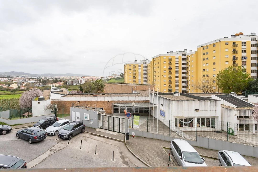 Apartamento T3 para Venda em Loures Foto 26