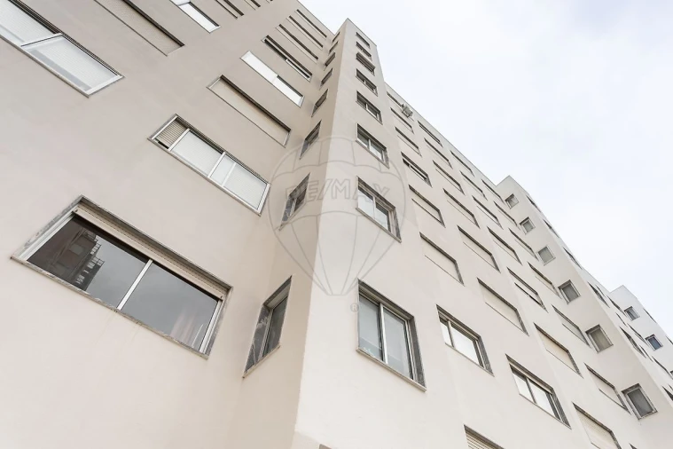 Apartamento T3 para Venda em Loures Foto 27