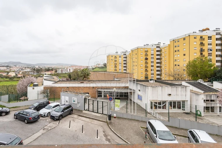 Apartamento T3 para Venda em Loures Foto 26