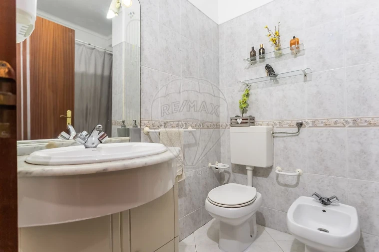 Apartamento T3 para Venda em Loures Foto 14