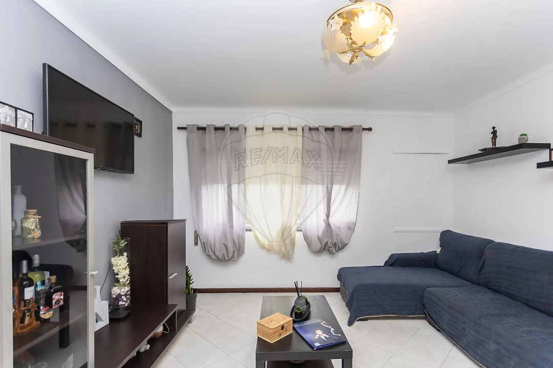 Apartamento T3 para Venda em Loures Foto 7