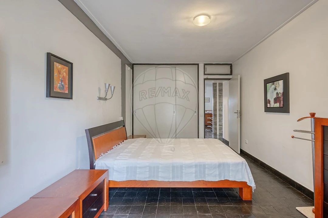 Moradia T5 para Venda em Mafamude e Vilar do Paraíso Foto 17