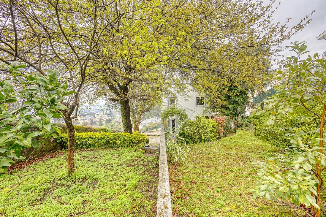 Moradia T5 para Venda em Mafamude e Vilar do Paraíso Foto 5