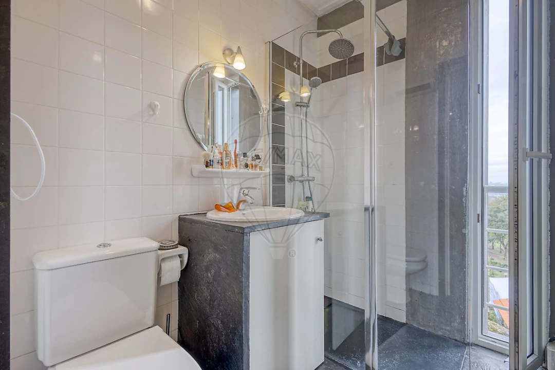 Moradia T5 para Venda em Mafamude e Vilar do Paraíso Foto 18