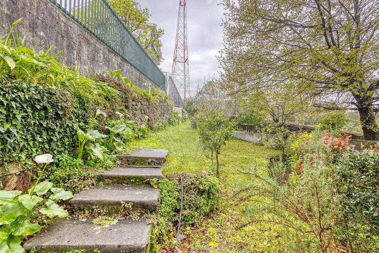 Moradia T5 para Venda em Mafamude e Vilar do Paraíso Foto 4