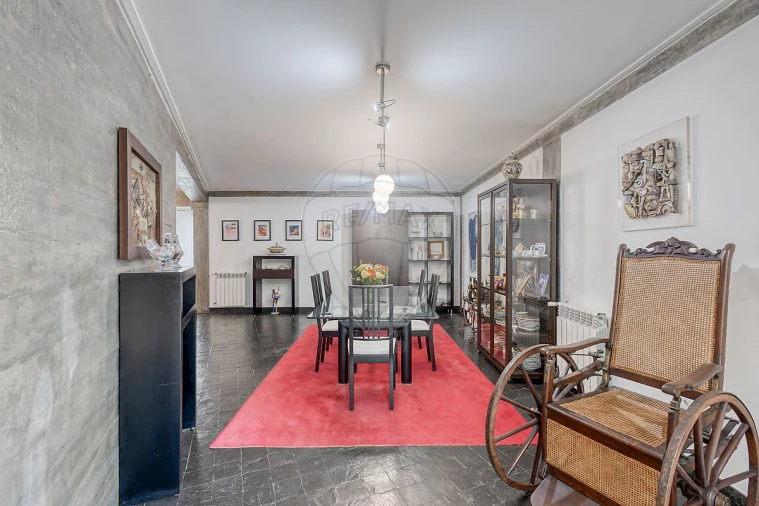 Moradia T5 para Venda em Mafamude e Vilar do Paraíso Foto 9