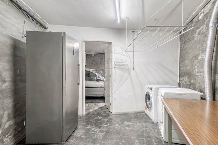 Moradia T5 para Venda em Mafamude e Vilar do Paraíso Foto 30