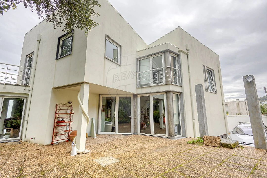 Moradia T5 para Venda em Mafamude e Vilar do Paraíso Foto 3