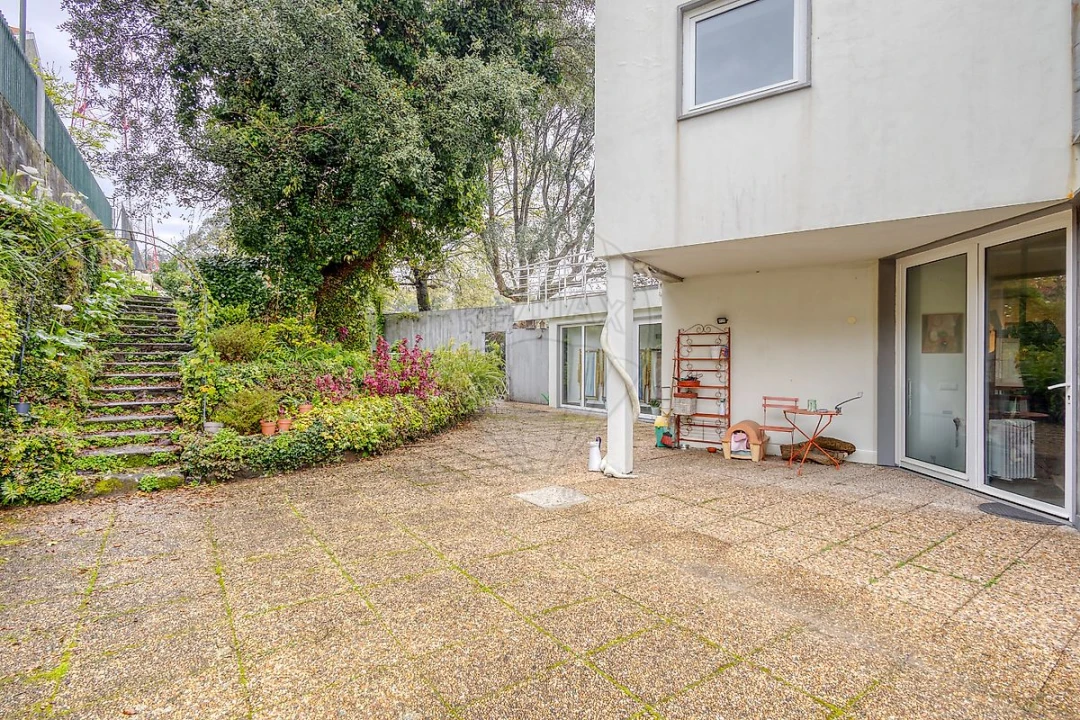 Moradia T5 para Venda em Mafamude e Vilar do Paraíso Foto 2