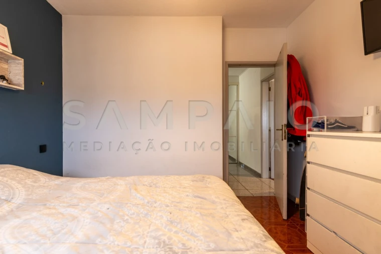 Apartamento T2 para Venda em Corroios Foto 18