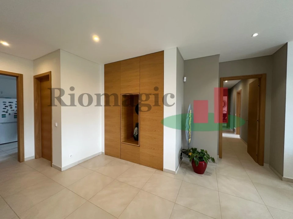 Moradia T3 para Venda em Carvalhal Foto 2