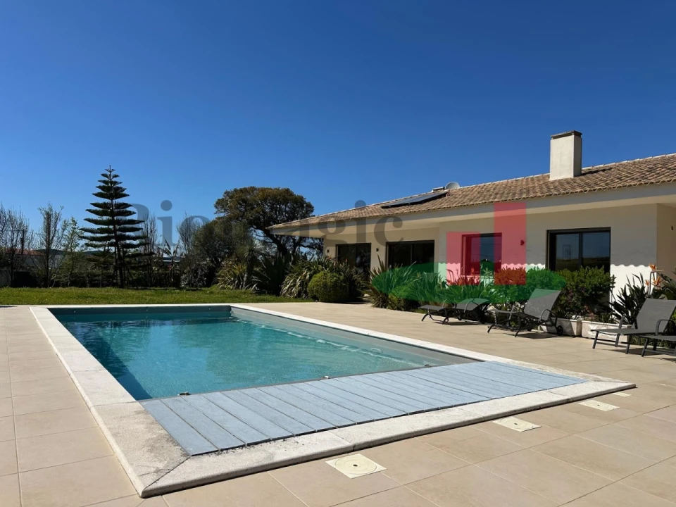 Moradia T3 para Venda em Carvalhal Foto 1